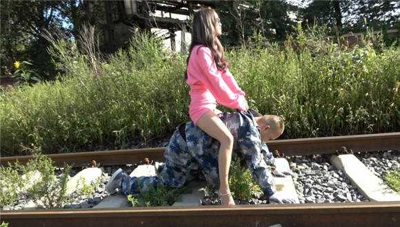 冷柔铁道操练特种狗足控资源网|爱秀美图