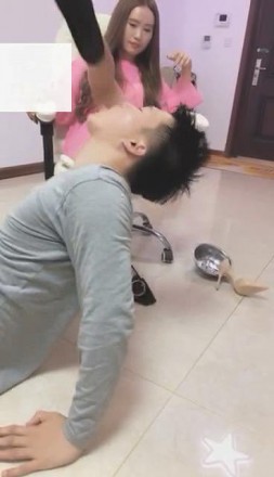 【冷柔s】劲爆！青春少女系调双M足控资源网|爱秀美图