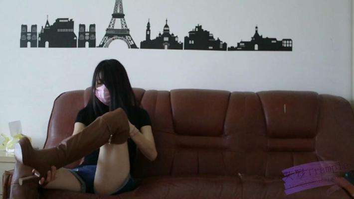 小薇过膝靴羞辱足责踢裆足控资源网|爱秀美图