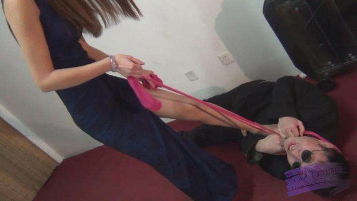 狠辣的富家小姐足控资源网|爱秀美图