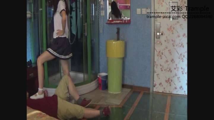 女生虐死快递工足控资源网|爱秀美图