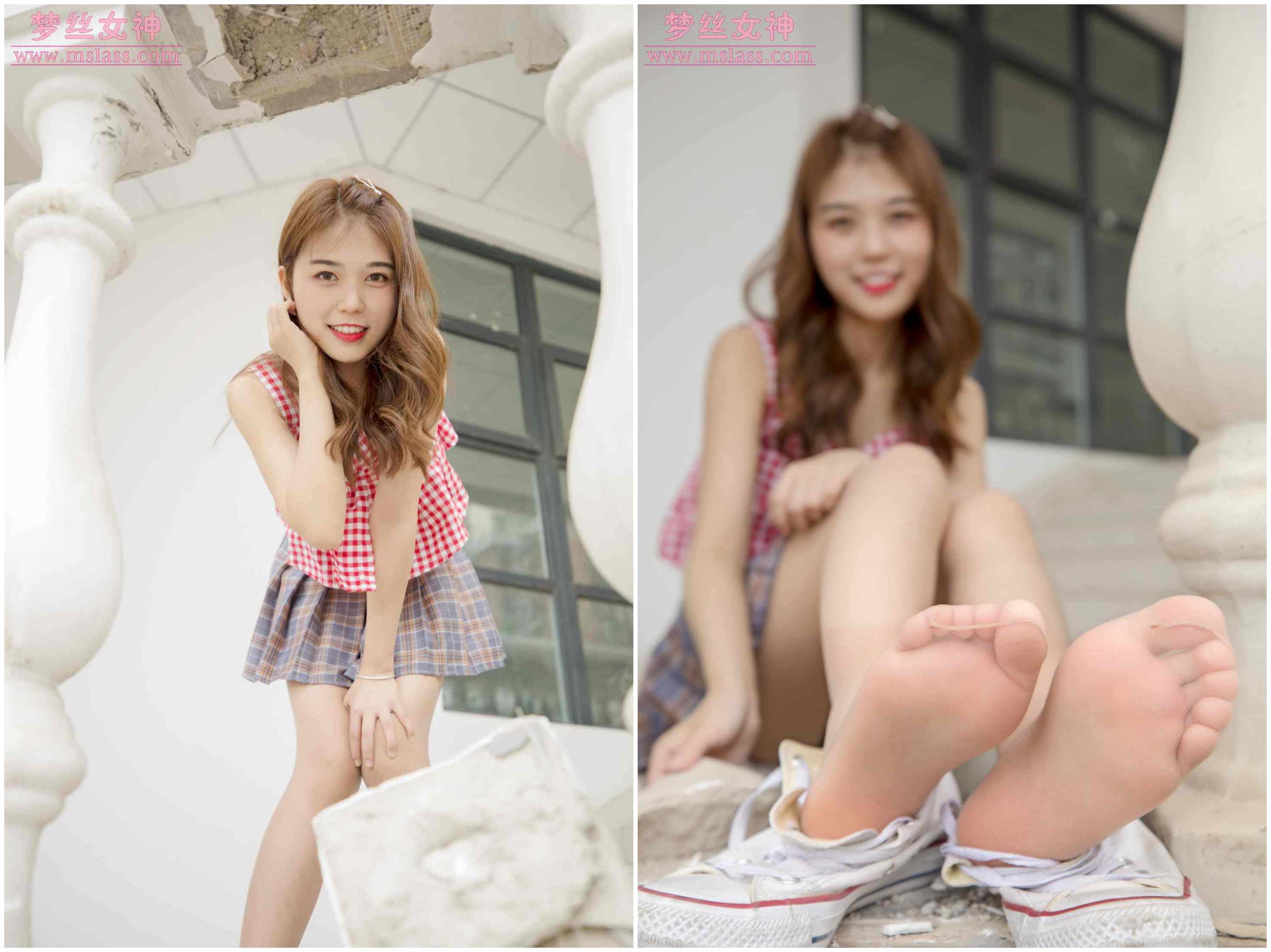 笑笑《甜甜的袜》