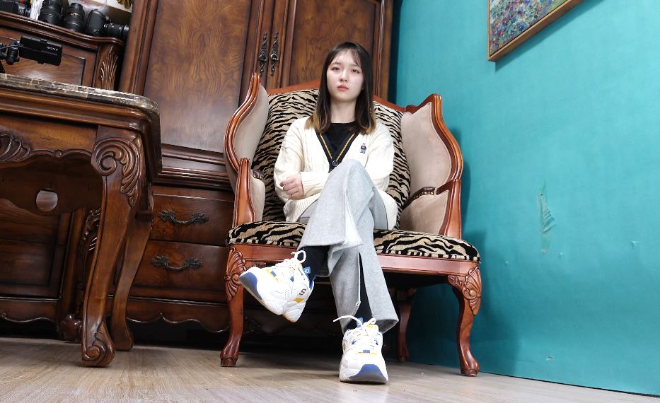 [视频] A&F 078-Wenwen展示她的原味裸足