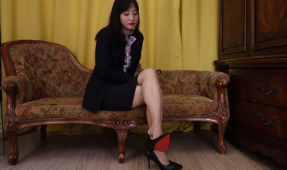 [视频] A&F 122-满冬妹妹展示她的性感大脚