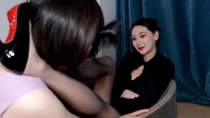 【爱秀套图】【超级女M】伺候黑丝高跟 JS250121~1