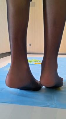 【爱秀套图】小椰黑丝碾小黄瓜橘子香蕉 YC-241211-4