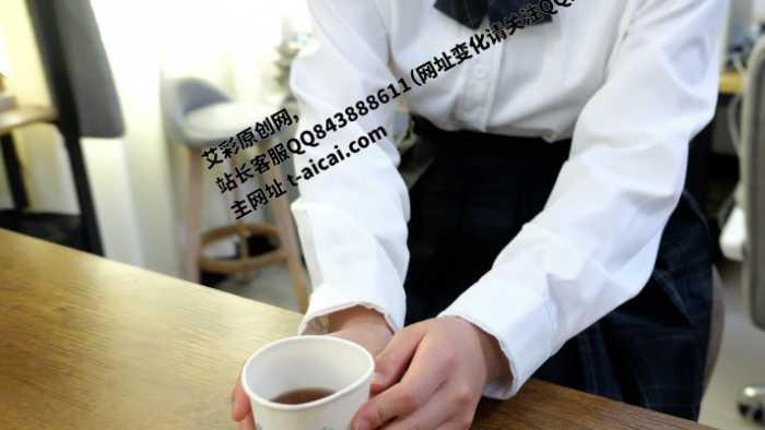 【爱秀套图】【第5风格】公司新来的小姐姐面试被下药迷晕舔脚 YC-241218-7