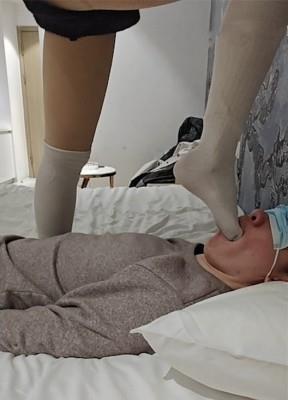 【爱秀套图】【啦啦啦】舞蹈小姐姐超臭长筒袜深喉调教 ACYC-2783