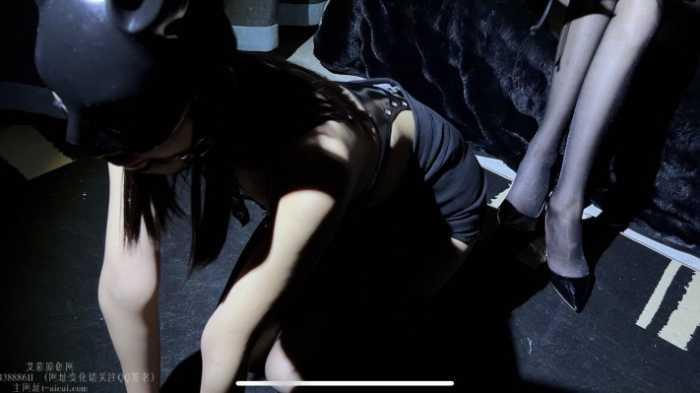 【爱秀套图】极品女奴口球口水羞辱SP板抽打挠脚心惩罚 GD030 YC-250107-2