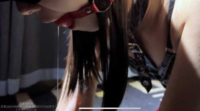 【爱秀套图】极品女奴口球口水羞辱SP板抽打挠脚心惩罚 GD030 YC-250107-2