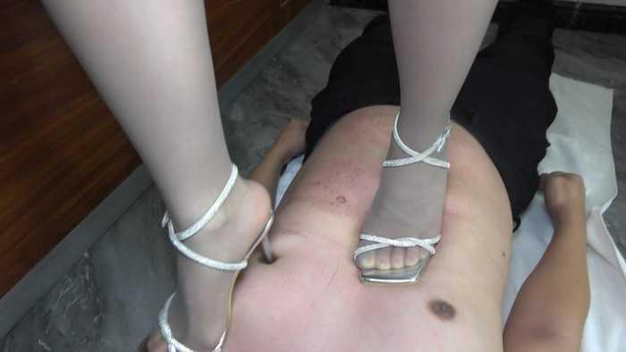 【爱秀套图】【璐璐】三双高跟暴踩毯子 YC-251009-3