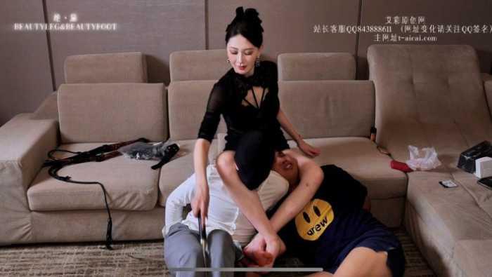 【爱秀套图】恶魔般的艾琳双奴电击脚心 GD031 YC-250110-5