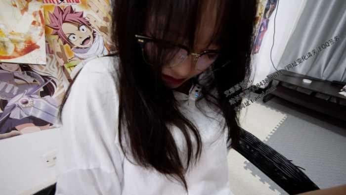 【爱秀套图】【第5风格】女职员下班被老板捆绑强制舔脚 YC-250114-6