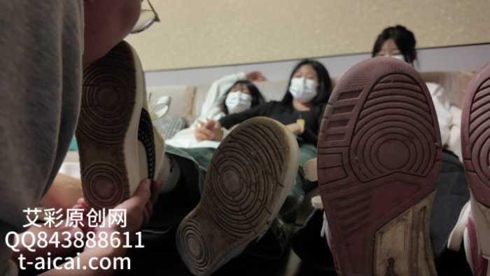 【爱秀套图】『chnnsct1818』开发纯素人女生，超脏鞋底 YC-250115-4