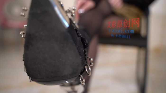 【爱秀套图】【W.K.T】—Sun女王第一视角羞辱 YC-250116-4