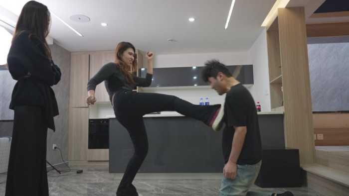 【爱秀套图】零基础全程自己首次发挥 女王范羞辱度不输专业S 让鱼七毁三观 YC-250117-13