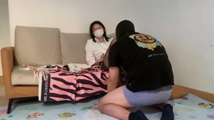 【爱秀套图】『高兴儿』和妹妹二搭腿绞视频 YC-250117-12