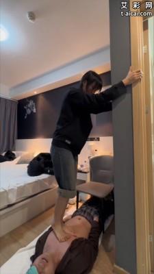 【爱秀套图】【萝莉酱】体校柔道女孩初踩 ACYC-4214