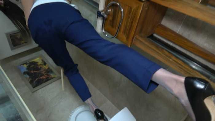 【爱秀套图】【苒溪S】第一视角羞辱全家都是奴，榨金，开发全家马桶 YC-250201-8