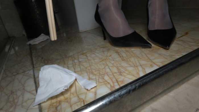 【爱秀套图】【苒溪S】第一视角羞辱全家都是奴，榨金，开发全家马桶 YC-250201-8