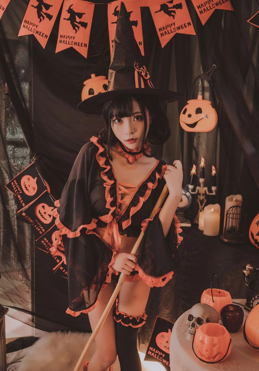 白易子教主 万圣节魔女