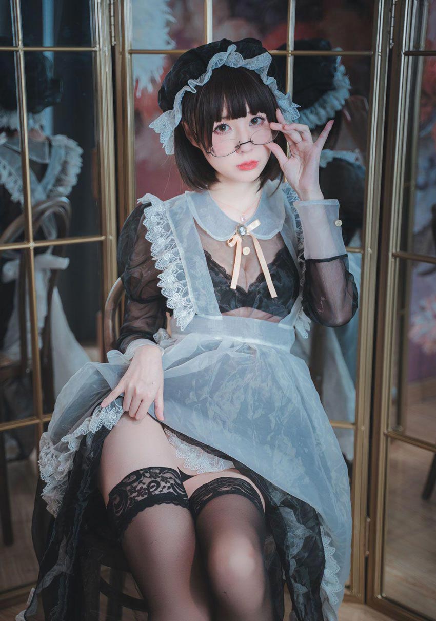 西园寺南歌 透明女仆