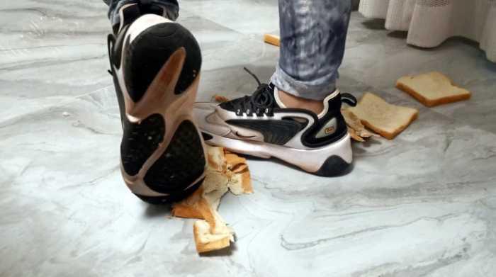 【爱秀套图】【大美】12片吐司擦拭清理Nike跑鞋 YC-250314-3