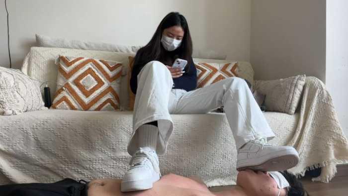 【爱秀套图】【208宿舍】耐克空军玩弄小狗 YC-250314-10