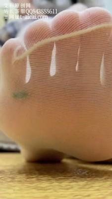 【爱秀套图】【鹿宝儿原创】油亮黑丝整蛊小人 gts邻家姐姐下部 YC-220105