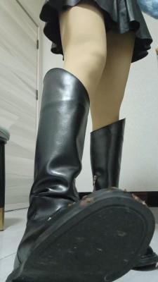 【爱秀套图】【兰儿小主】我的美丽新心情–踩踏食物 YC-250314-5