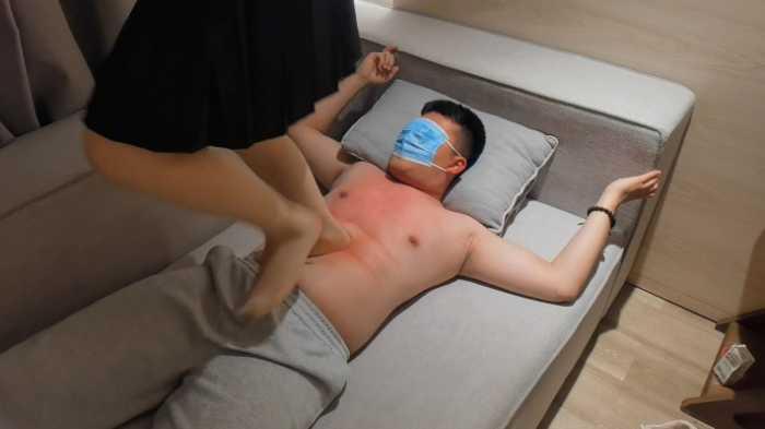 【爱秀套图】女大肉丝跺跳跑 YC-250316-11