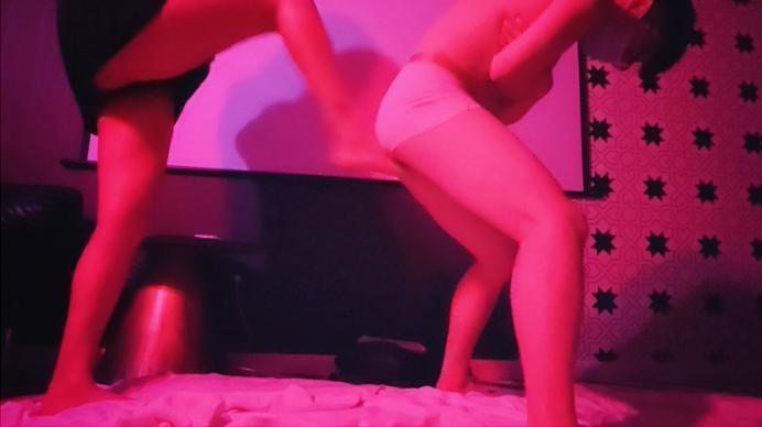 【爱秀套图】【啦啦啦】专业女S离主严厉调教 ACYC-4352