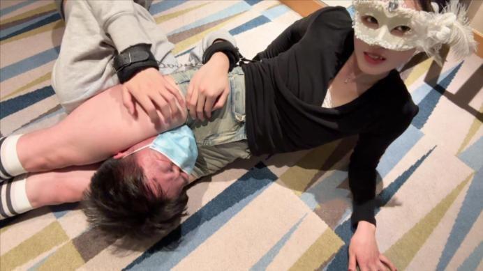 【爱秀套图】【婉儿原创】长腿女秘书暴虐间谍 ACYC-4385