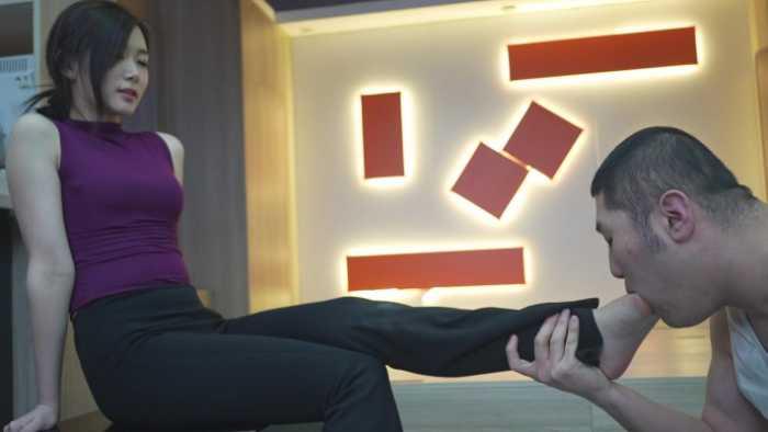 【爱秀套图】车企销售大美女冰冰 首次接触便爱上折磨糟蹋虐待人的快感 YC-250317-9