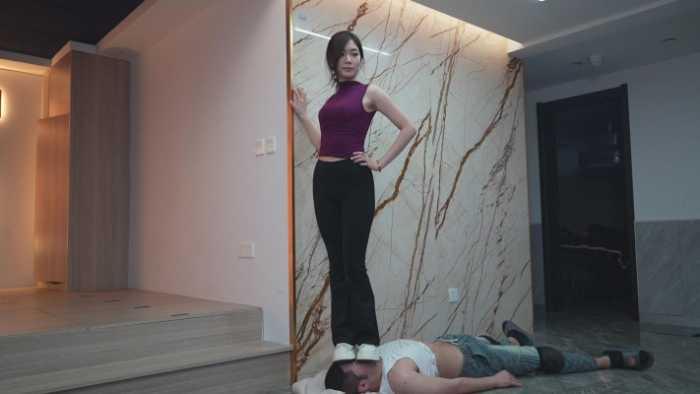 【爱秀套图】车企销售大美女冰冰 首次接触便爱上折磨糟蹋虐待人的快感 YC-250317-9