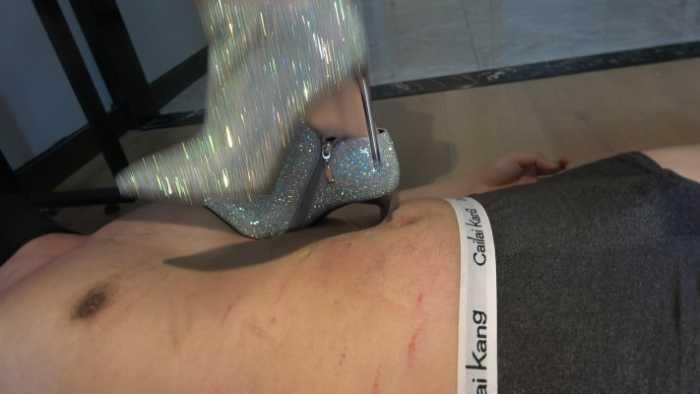 【爱秀套图】【彼岸花】钢跟鞋暴踹暴踩 YC-250320-2