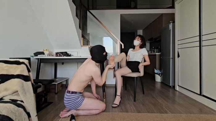 【爱秀套图】【贝琳】调教狗奴 ACYC-4390