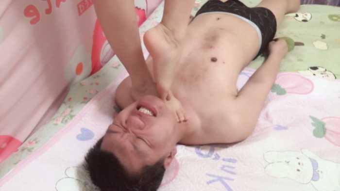 【爱秀套图】【兔粉粉】面部摧毁 YC-250322