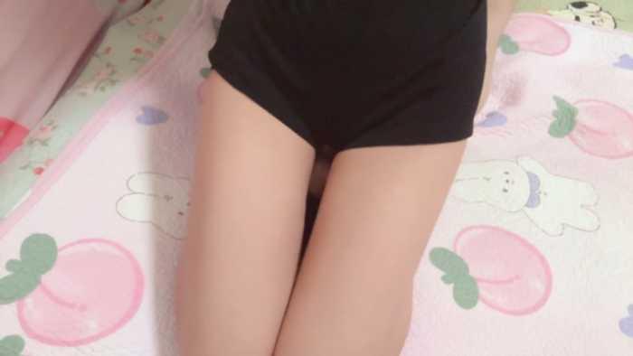 【爱秀套图】【兔粉粉】面部摧毁 YC-250322