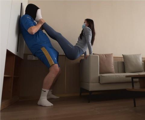 【爱秀套图】【足下生辉】迷之女主白袜脚虐 YC-250323-9