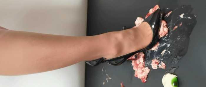 【爱秀套图】【希子】女医生的脑部治疗 YC-250325