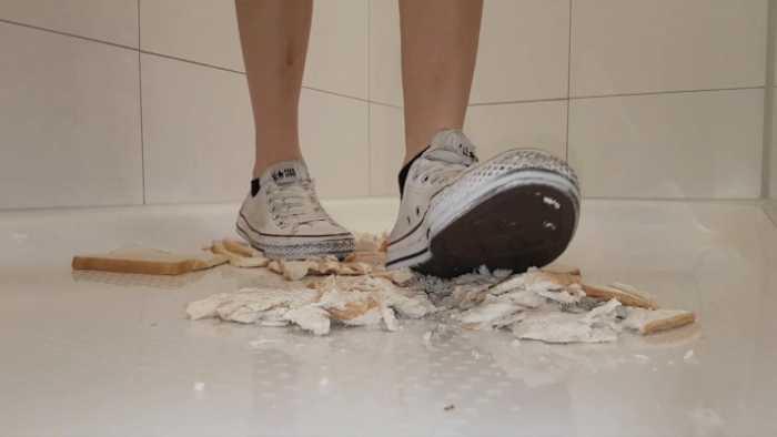 【爱秀套图】健身美女脏脏帆布鞋制作口水面包狗粮 YC-250327-2