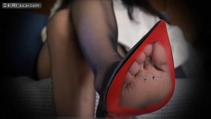 【爱秀套图】芥弥女神の微型产品1 残忍使用小奴隶 JS250329~3