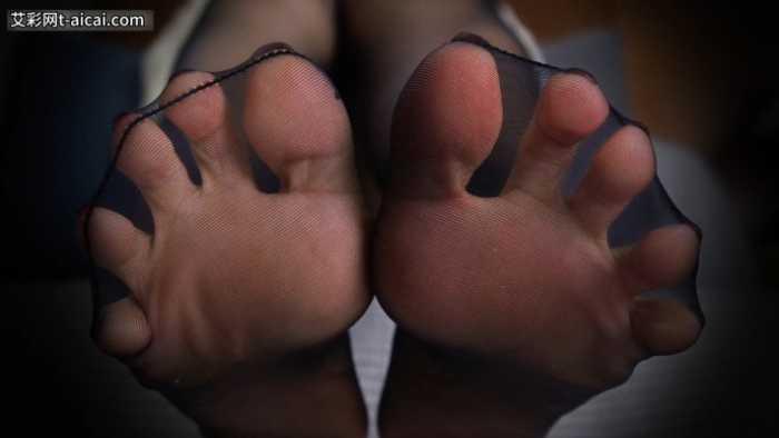 【爱秀套图】芥弥女神の微型产品1 残忍使用小奴隶 JS250329~3