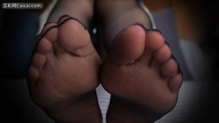 【爱秀套图】芥弥女神の微型产品1 残忍使用小奴隶 JS250329~3