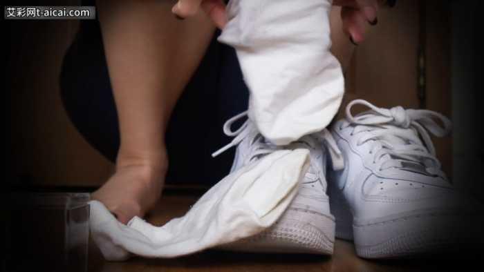 【爱秀套图】芥弥女神の微型产品1 残忍使用小奴隶 JS250329~3