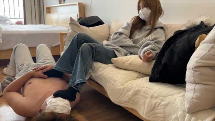 【爱秀套图】【小鲨鱼殿下】日常调教踩脖子踩手 YC-250327-5