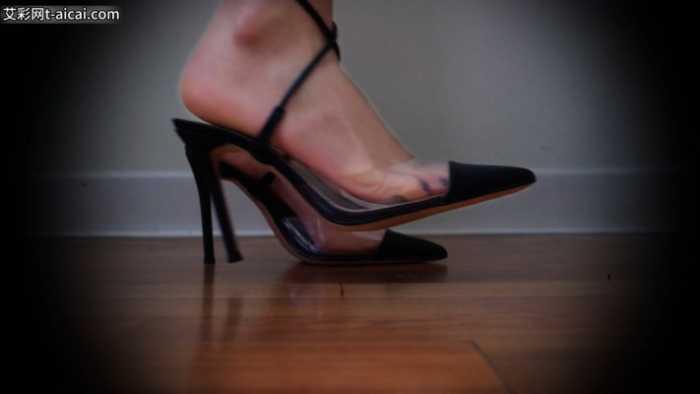 【爱秀套图】芥弥女神の微型产品2 残忍使用消耗小奴隶 JS250330~1