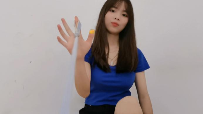 【爱秀套图】娇娇足控POV定制 第一视角舔娇娇脏鞋底闻舔肉丝臭脚 脚插嘴深喉调教 YC-221128-2