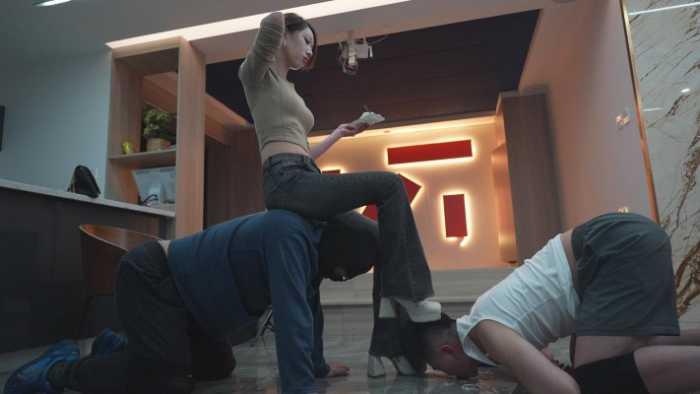 【爱秀套图】恶性虐牲畜，无认知无愧疚给M带去伤害和糟蹋，童声的小蜜 YC-250330-3